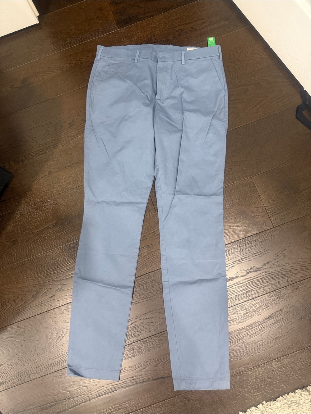 NWT - Gap Modern Khakis in Skinny Fit with GapFlex - 38 x 36